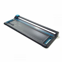 Avery Precision Cutter paper cutter 30 sheets (Avery P880 A1 Precision Cutter)