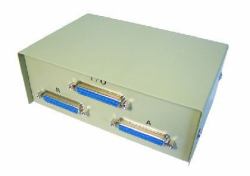 Cables Direct SB-302 serial switch box Wired (2 Port D25 [F] Serial Switch Box)