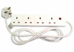 Cables Direct RB-02M04D power extension 2 m 4 AC outlet[s] Indoor White (CDL 2m 4 Gang UK Power Extension)