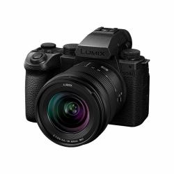 Panasonic Lumix S5IIX + S 20-60MM F3.5-5.6 MILC 24.2 MP CMOS 12000 x 8000 pixels Black (LUMIX DC-S5IIXKE - Panasonic Lumix S5 IIX Body with Lumix S 20-60mm F3.5-5.6)